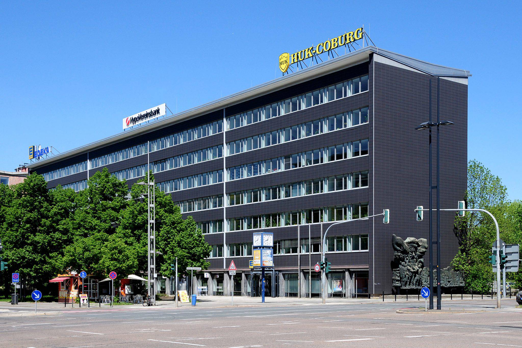 Büro und Geschäftshaus Brückenstraße 4